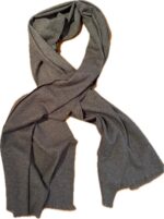 Echarpe yak laine naturelle grise unisexe hiver chaud douce luxe durable cadeau femme homme artisanale inde ne gratte pas ne bouloche pas grande taille elegant style parisien châle foulard premium - Image 4